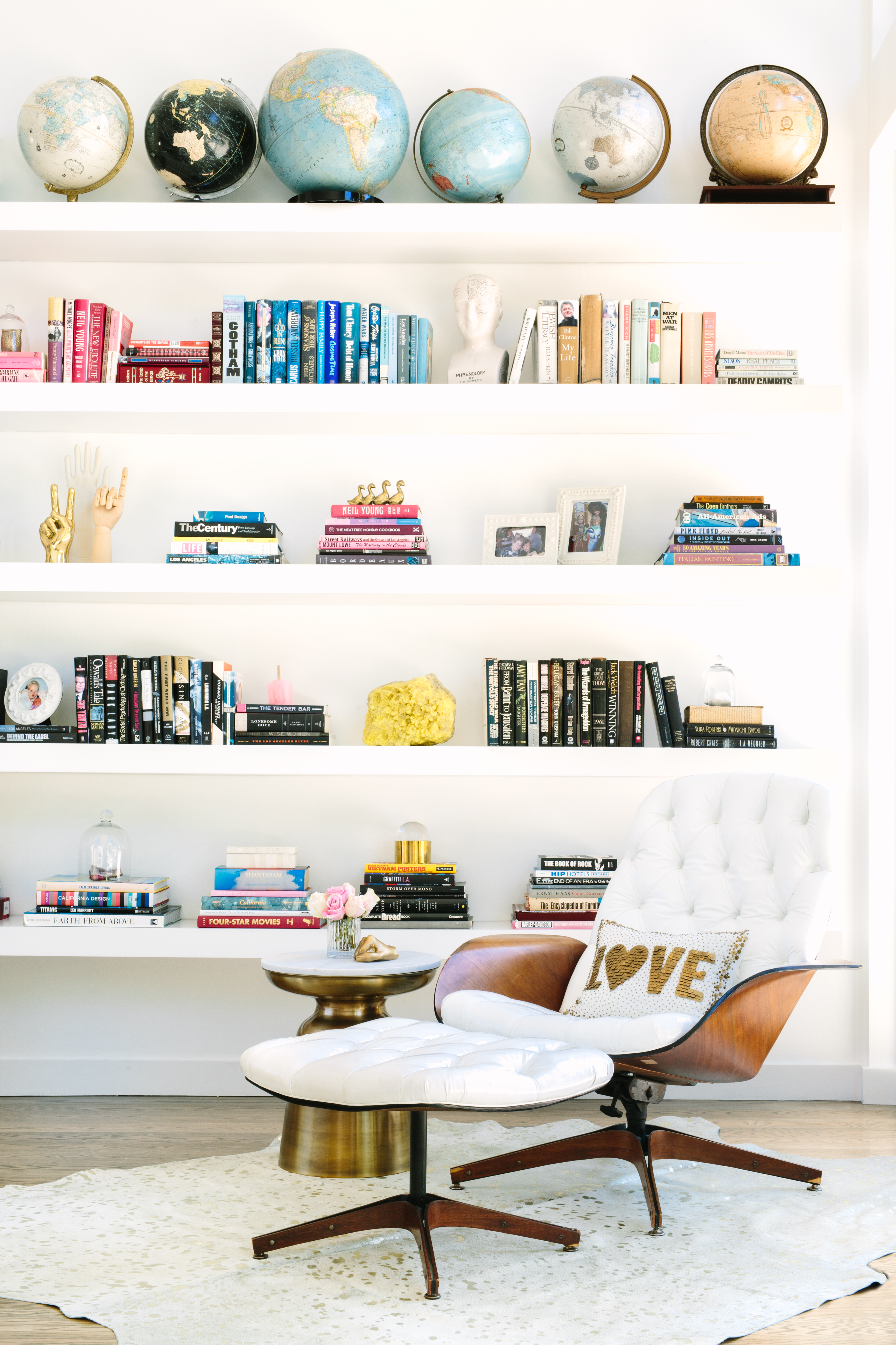 floating shelf modern bookcase | Jessica McClendon interior designer based in Los Angeles and Fort Worth