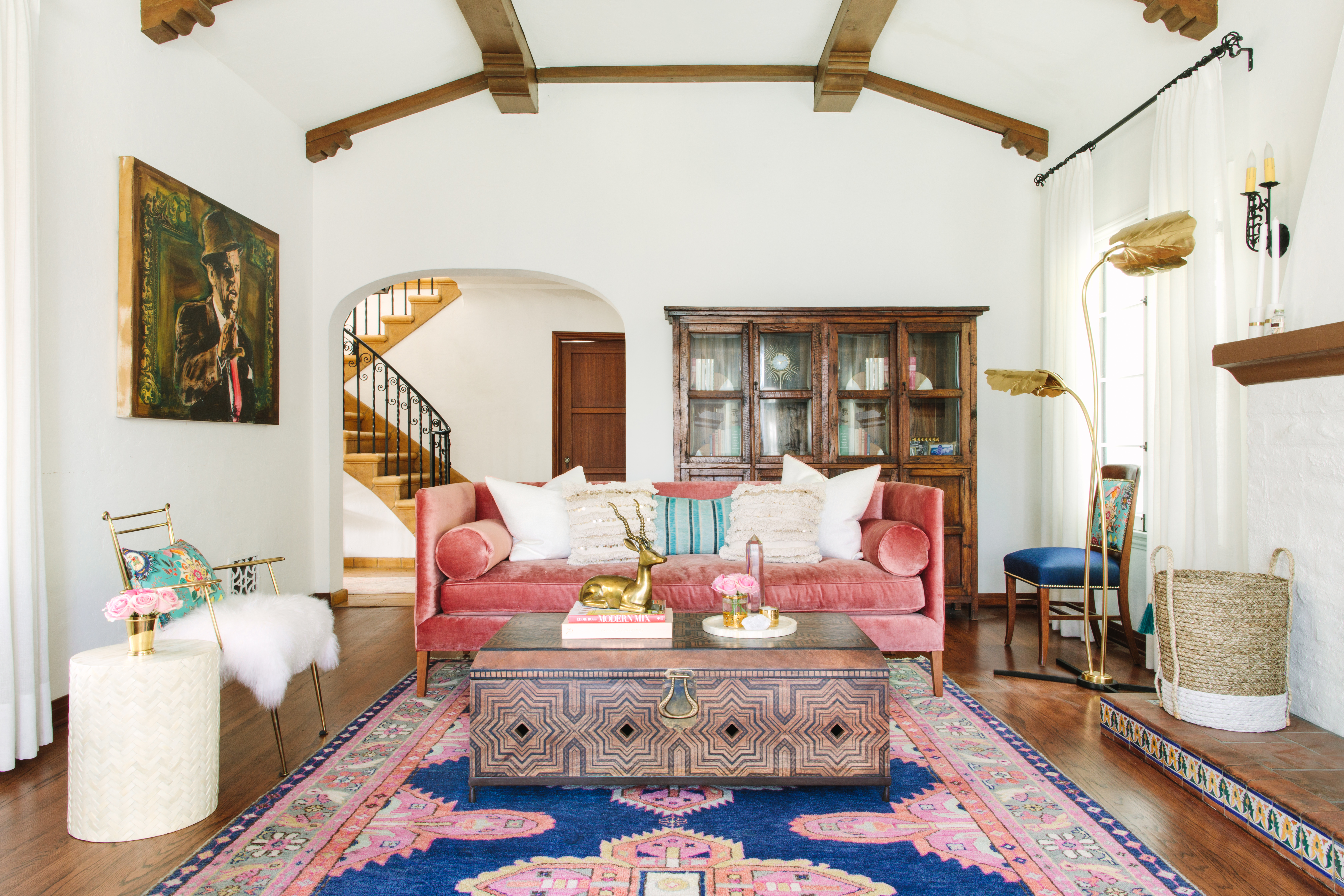 spanish home pink sofa caitlin Wilson Kismet navy rug